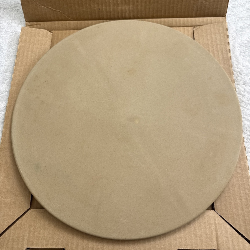 Pampered Chef 13" Round Baking Stone #1340 Family Heritage Pizza Stone USA